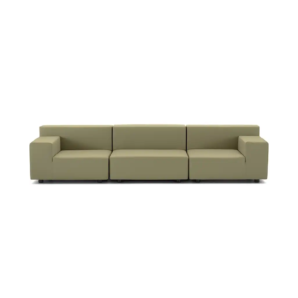 sofa-plastics-tech-3-kartell